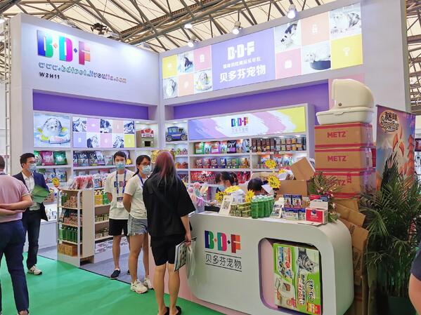 該如何設(shè)計搭建大型展臺？