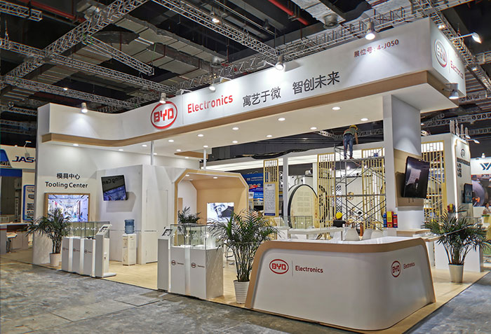 上海特裝機(jī)械展臺(tái)搭建上大機(jī)器該如何搬運(yùn)？有幾點(diǎn)不可忽視